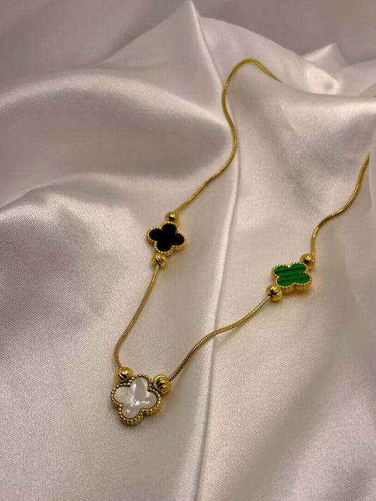 three clover necklace